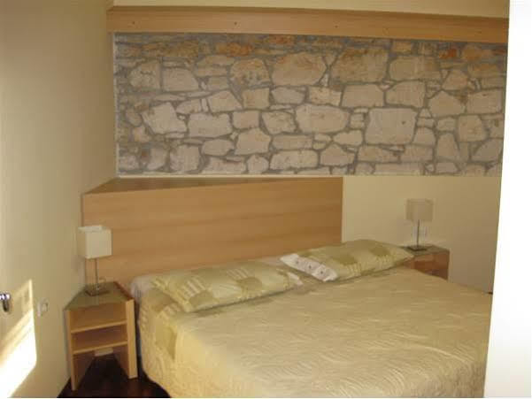 Bed And Breakfast Kolo Adults Only Bužinija Exterior foto
