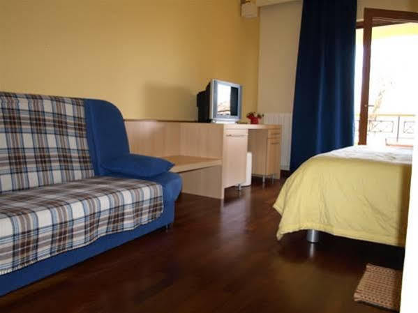 Bed And Breakfast Kolo Adults Only Bužinija Exterior foto